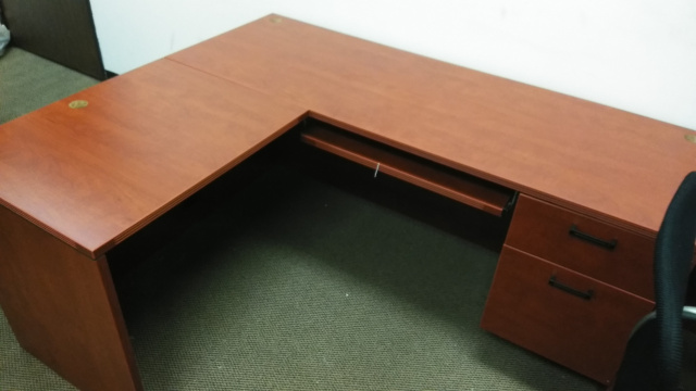 60"x66" L Desk With Hanging File Unit & Keyboard Tray